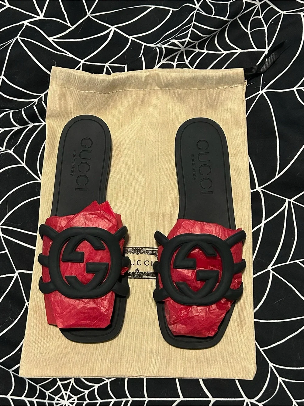 Gucci Black Palma Interlocking GG Rubber Flat Slide Sandals